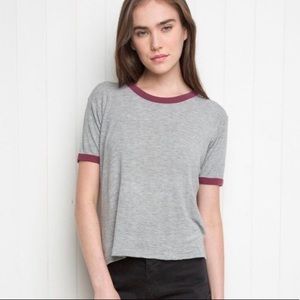 Brandy Melville Women’s Top / T-shirt